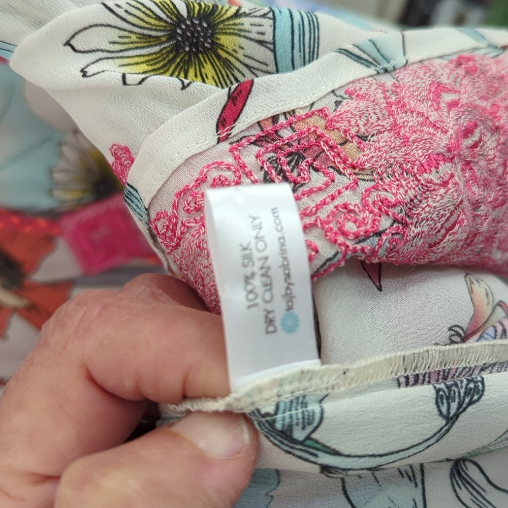Taj By Sabrina Crippa Silk Floral Asymmetrical Embroidered Dress. - Picture 5 of 11